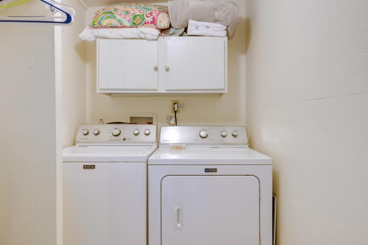 Beautiful Rockport Townhome - Walk To Aransas Bay! Kültér fotó